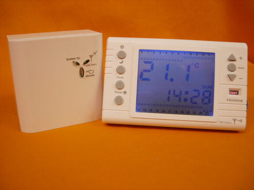 Digital Large Back-Light Screen Programmable RF868MHz Wirelss Room Thermostat