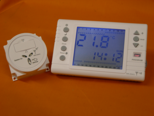 Digital Large Back-Light Screen Programmable RF868MHz Wirelss Room Thermostat with RF Timer Receiver